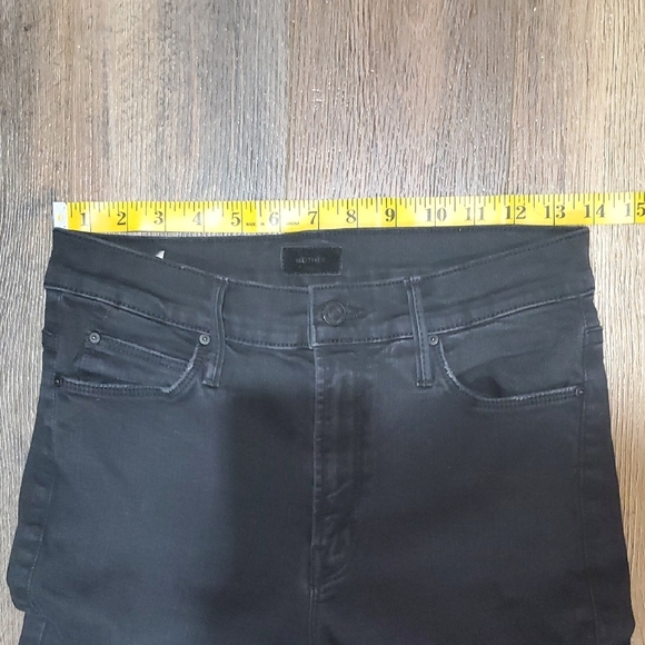 MOTHER Women's Black Midrise Dazzler Ankle Jeans - Picture 8 of 10